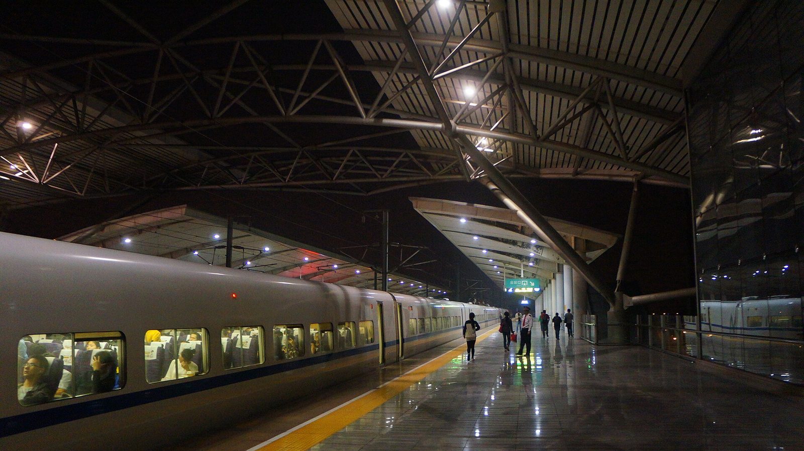 和谐号 CRH2B 型电力动车组